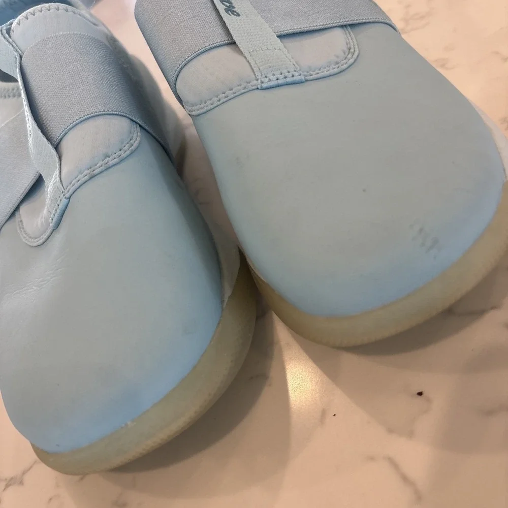 Clove Blue Comfort Nursing Slip‎ On Shoes Sneakers CL019 Women's Size 7 Support